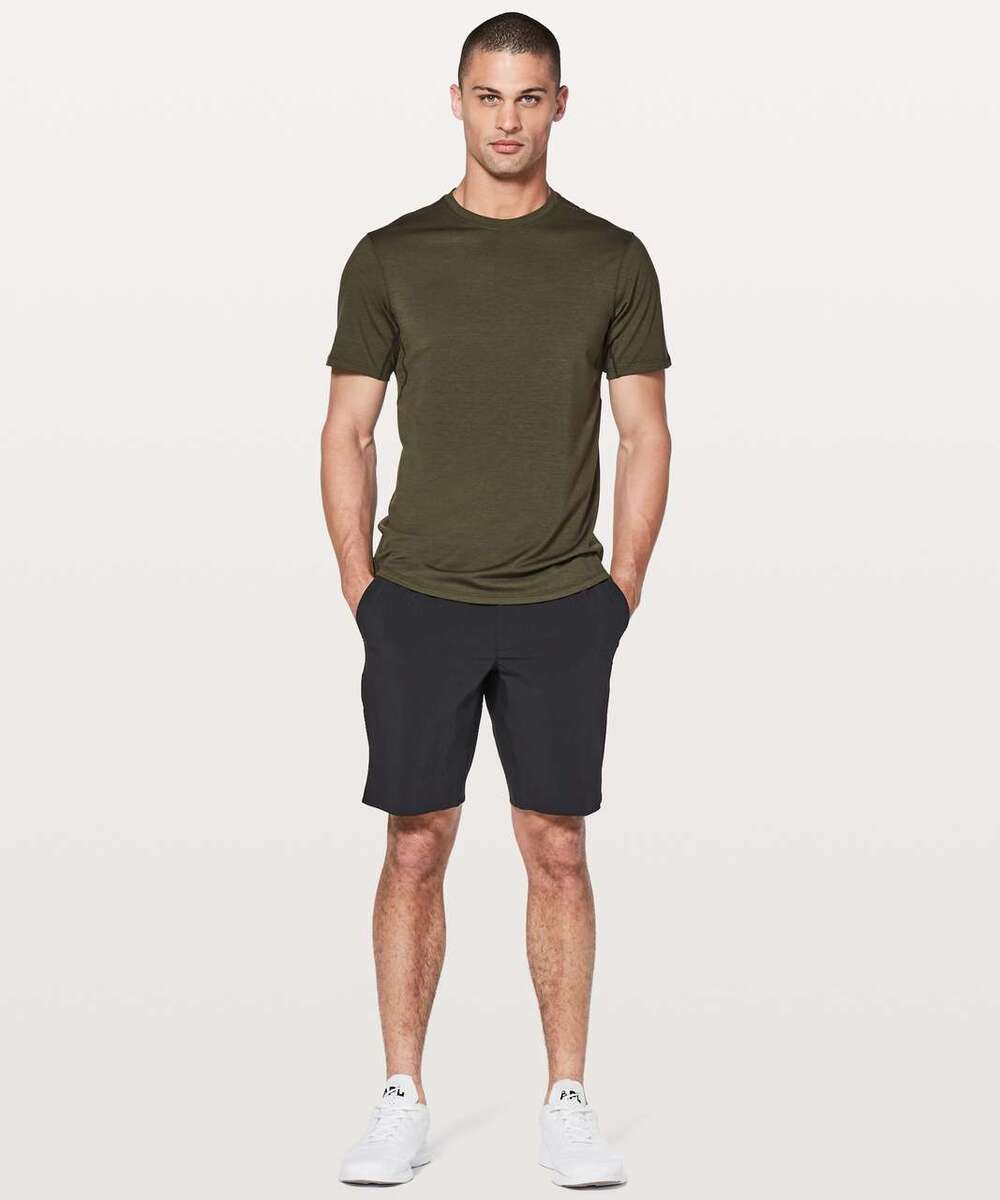Lululemon T.H.E. Short *LTT 9" Black Size Medium
